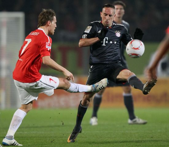 功留住多纳 功留住多纳