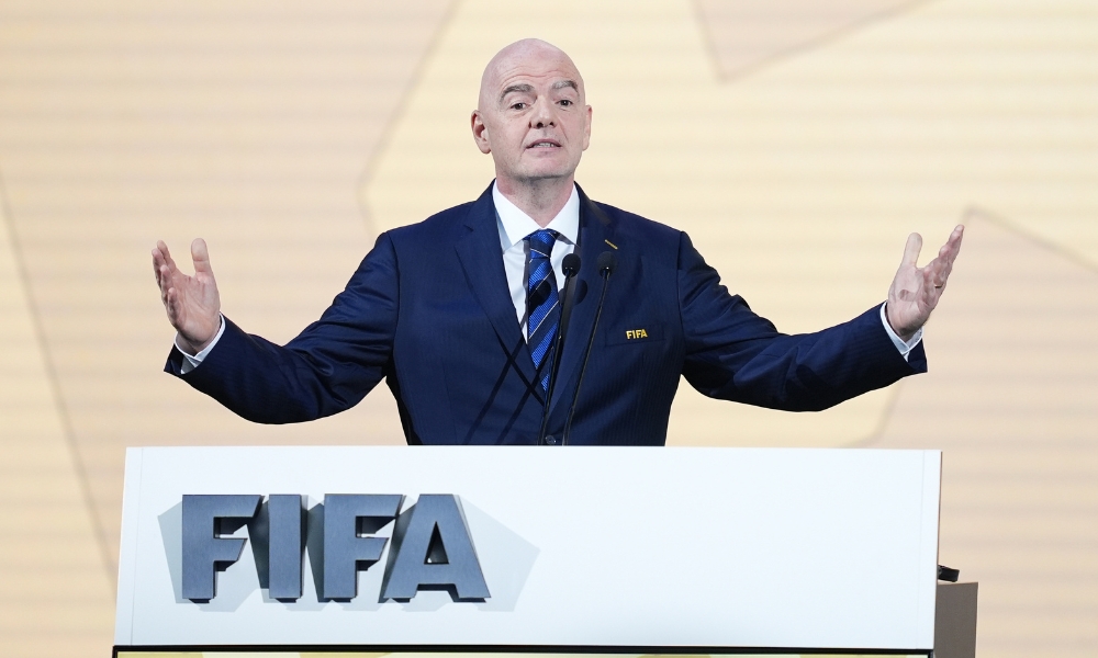 破百零封!11冠王追平囧哥,金左手0-2变1-1,.