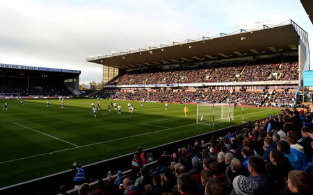 然看似低调 然看似低调